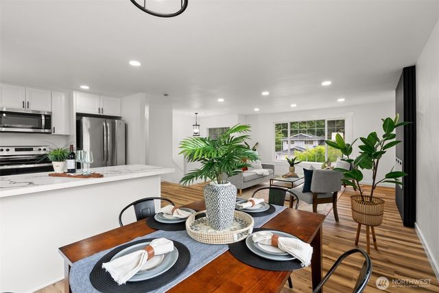 3085 Aegean Boulevard NE, Bremerton, WA 98311