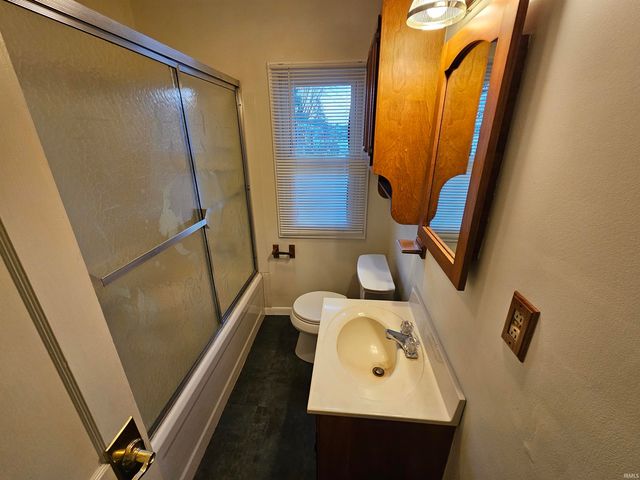 862 Ridgeway Avenue, Vincennes, IN 47591