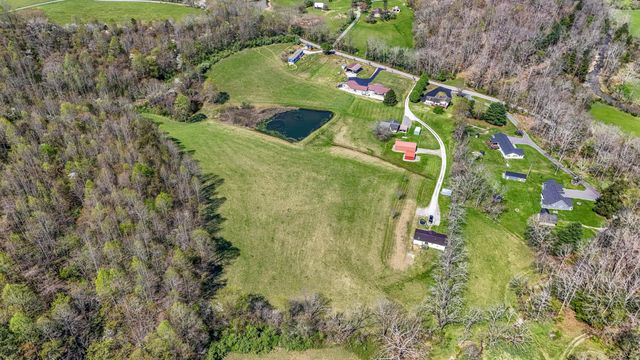 451 Walnut Grove Road, Annville, KY 40402