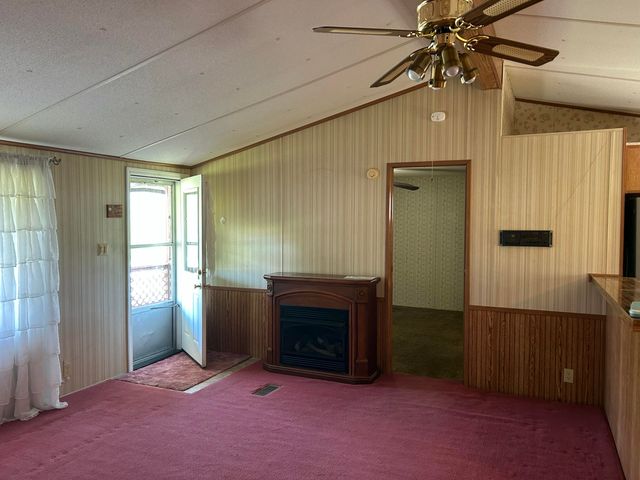 451 Walnut Grove Road, Annville, KY 40402