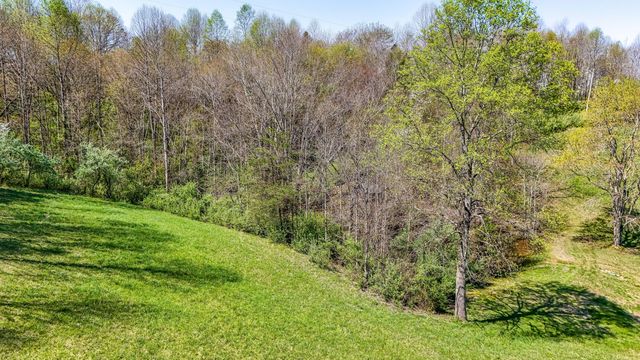 451 Walnut Grove Road, Annville, KY 40402