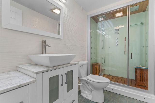 403 Pierce Street NE, Minneapolis, MN 55413