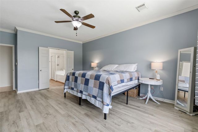 1918 Pawnee Drive, Deer Park, TX 77536