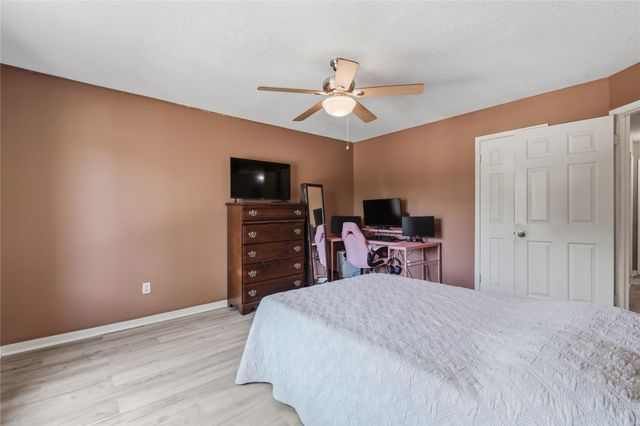 1918 Pawnee Drive, Deer Park, TX 77536