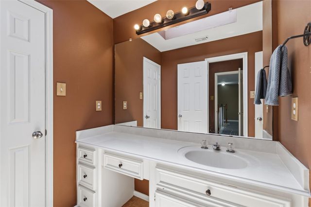 1918 Pawnee Drive, Deer Park, TX 77536