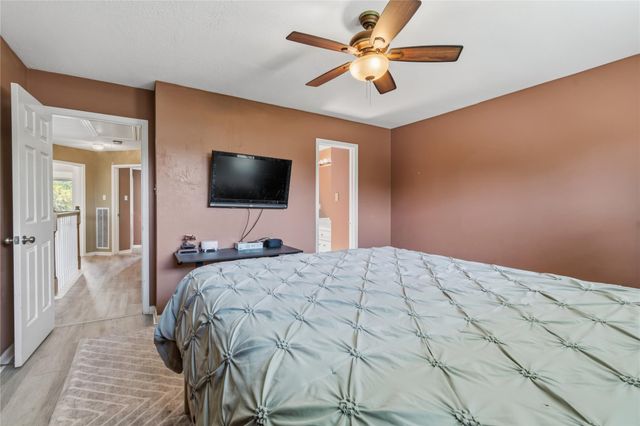1918 Pawnee Drive, Deer Park, TX 77536