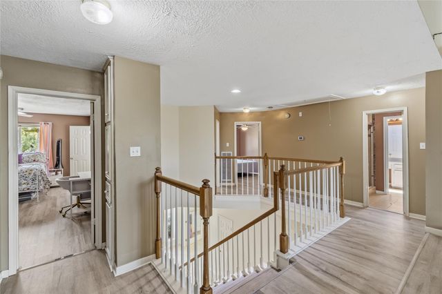 1918 Pawnee Drive, Deer Park, TX 77536