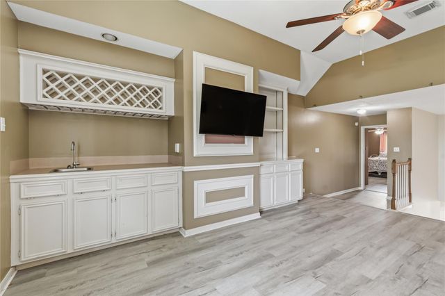 1918 Pawnee Drive, Deer Park, TX 77536