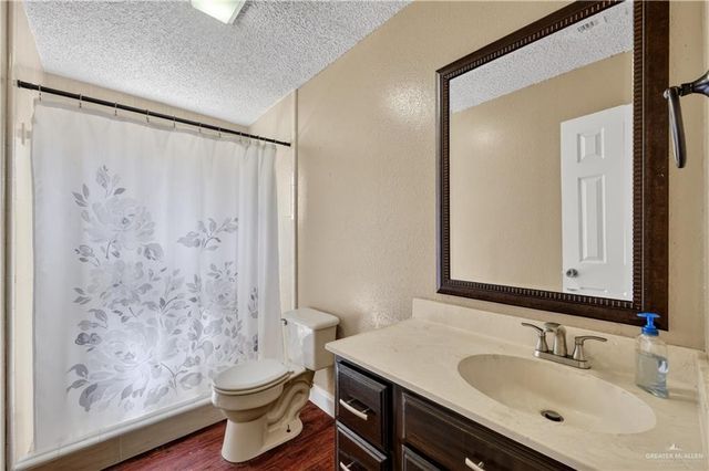 1010 E Lincoln Street, Weslaco, TX 78599