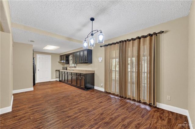 1010 E Lincoln Street, Weslaco, TX 78599