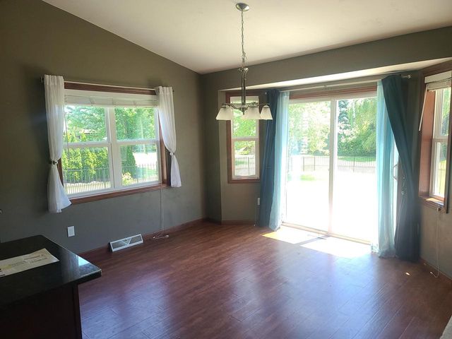 802 Sundial LANE, Neenah, WI 54956
