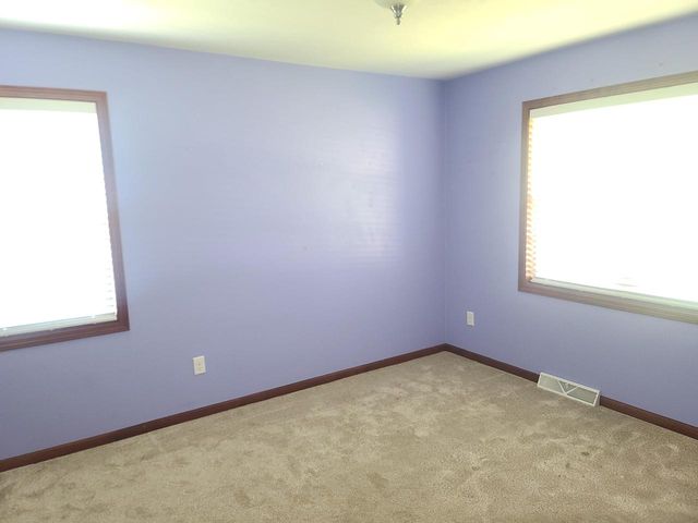 802 Sundial LANE, Neenah, WI 54956