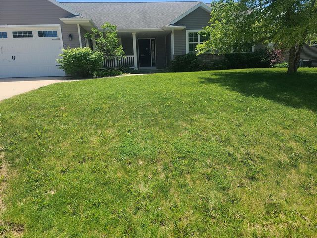 802 Sundial LANE, Neenah, WI 54956