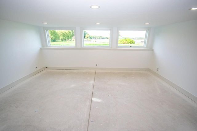 5221 Little Cedar LANE, West Bend, WI 53095