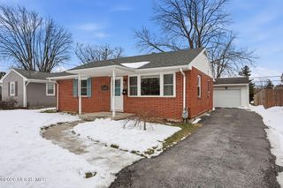 329 W Melrose Avenue, Findlay, OH 45840