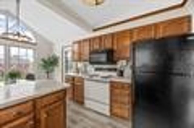 3460 Willowridge Road D, Marion, IA 52302