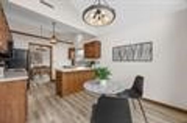 3460 Willowridge Road D, Marion, IA 52302