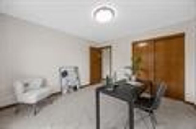 3460 Willowridge Road D, Marion, IA 52302