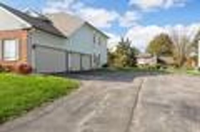 3460 Willowridge Road D, Marion, IA 52302