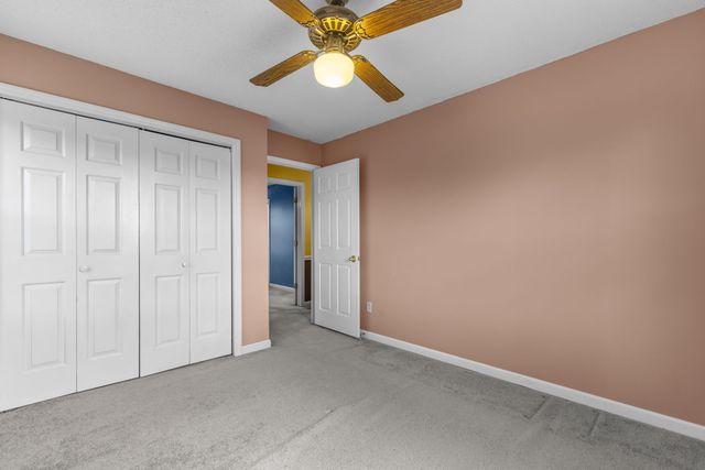 201 Stardust Dr, Shelbyville, TN 37160