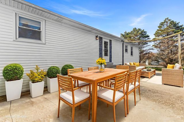 201 Stardust Dr, Shelbyville, TN 37160