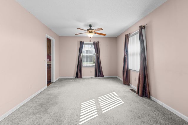 201 Stardust Dr, Shelbyville, TN 37160