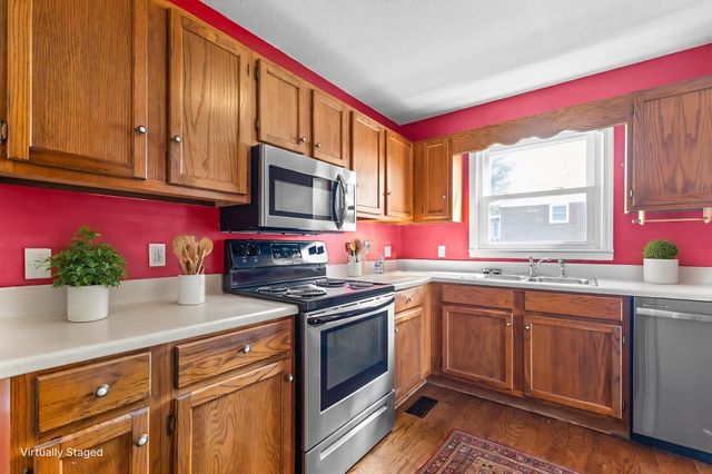 201 Stardust Dr, Shelbyville, TN 37160