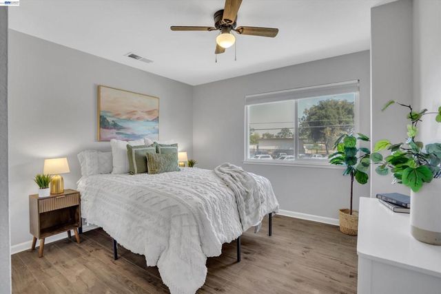 315 Wall St, Livermore, CA 94550