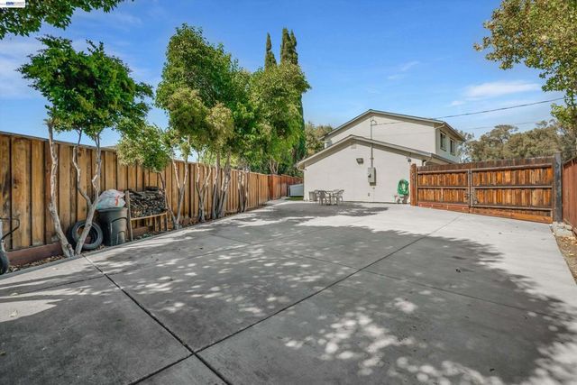 315 Wall St, Livermore, CA 94550