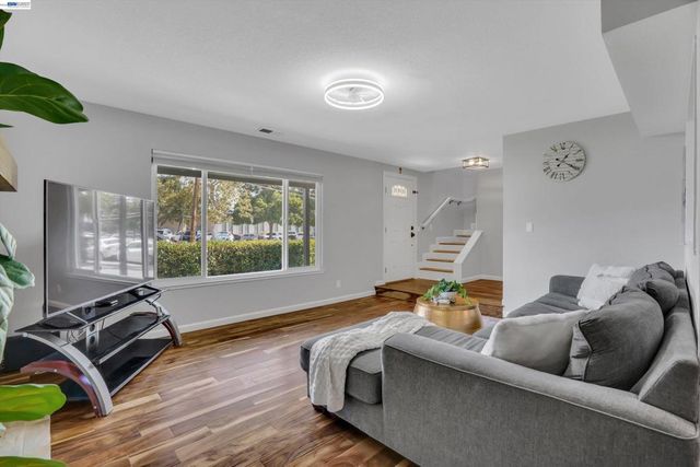 315 Wall St, Livermore, CA 94550
