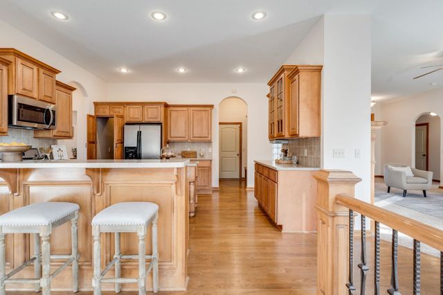 2531 N Rough Creek Rd, Derby, KS 67037