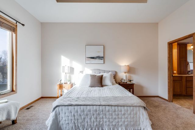2531 N Rough Creek Rd, Derby, KS 67037