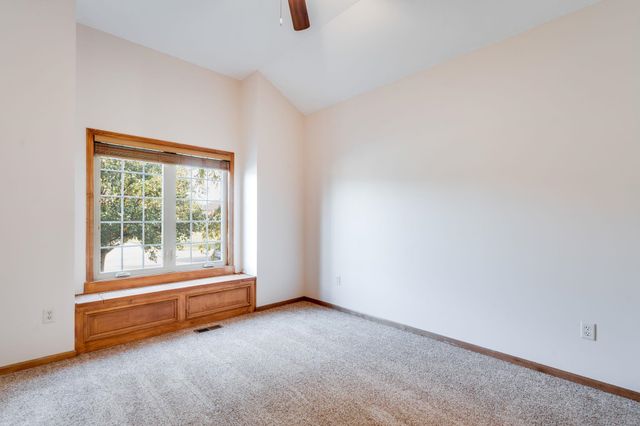 2531 N Rough Creek Rd, Derby, KS 67037