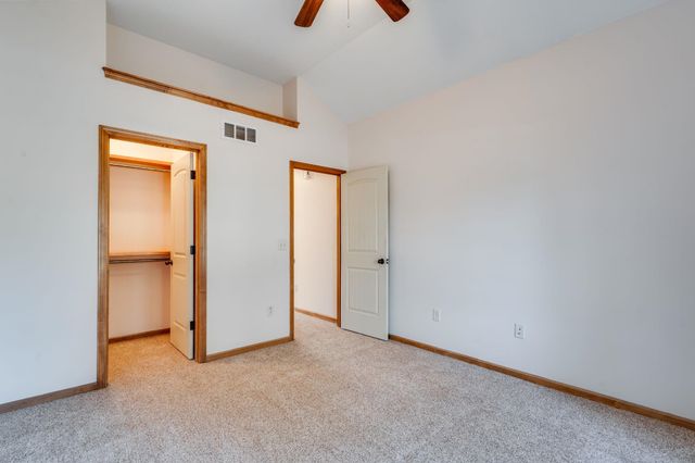 2531 N Rough Creek Rd, Derby, KS 67037
