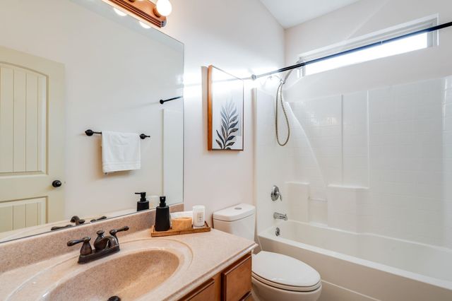 2531 N Rough Creek Rd, Derby, KS 67037
