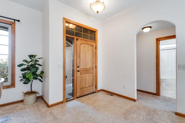2531 N Rough Creek Rd, Derby, KS 67037