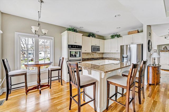 171 Marvin Gardens DR, Moneta, VA 24121