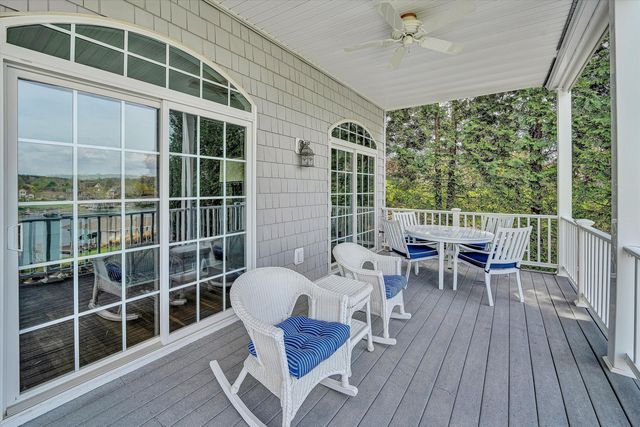 171 Marvin Gardens DR, Moneta, VA 24121