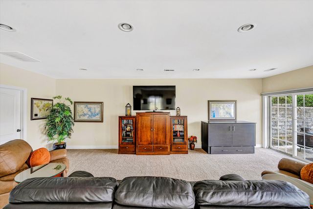 171 Marvin Gardens DR, Moneta, VA 24121