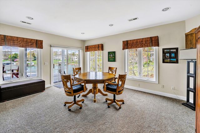 171 Marvin Gardens DR, Moneta, VA 24121