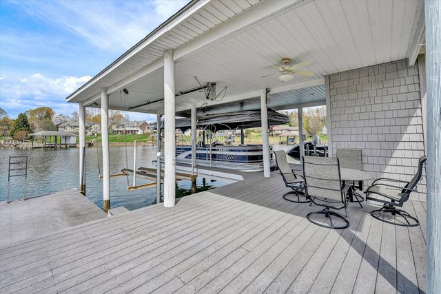 171 Marvin Gardens DR, Moneta, VA 24121