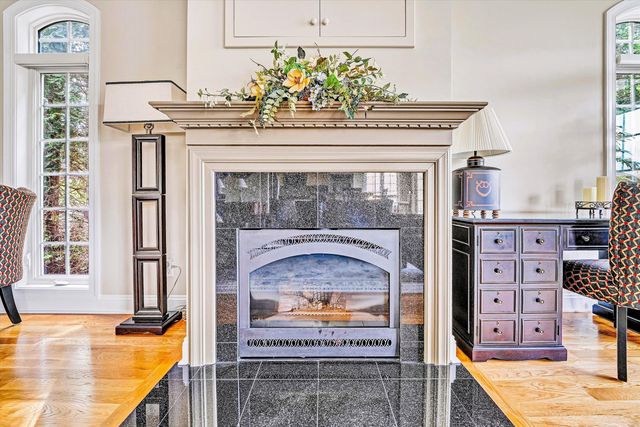 171 Marvin Gardens DR, Moneta, VA 24121