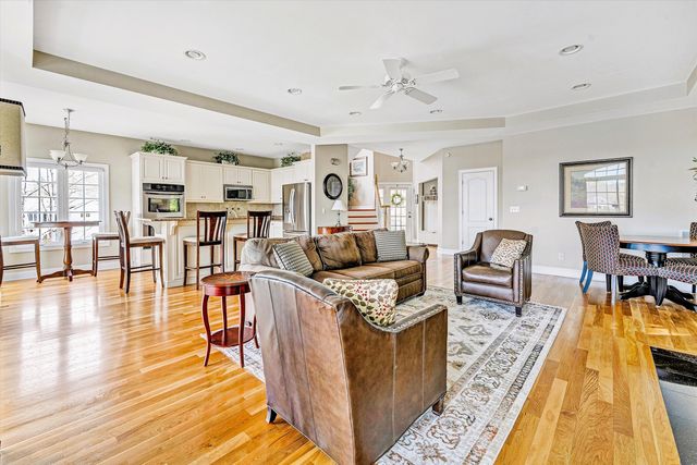 171 Marvin Gardens DR, Moneta, VA 24121