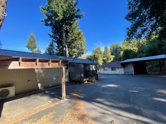 6045 Wilder Ridge Road, Garberville, CA 95542
