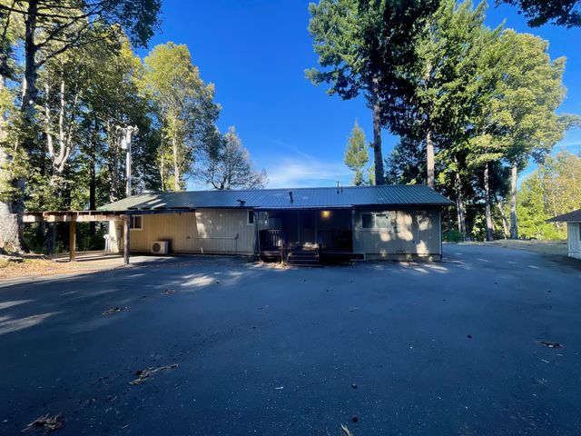 6045 Wilder Ridge Road, Garberville, CA 95542
