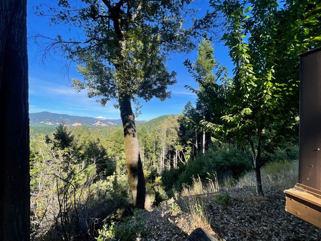 6045 Wilder Ridge Road, Garberville, CA 95542