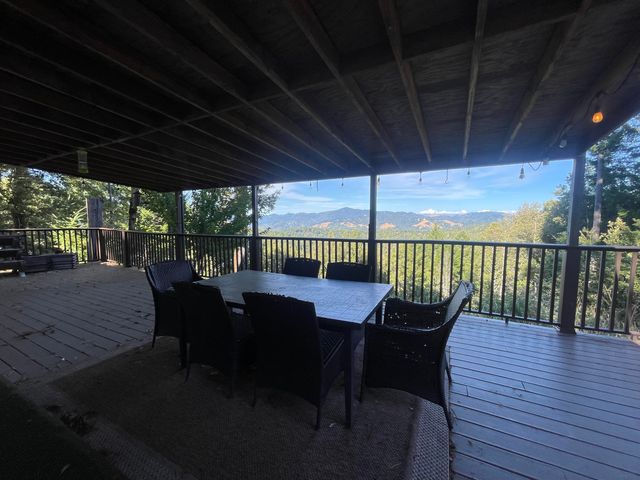 6045 Wilder Ridge Road, Garberville, CA 95542