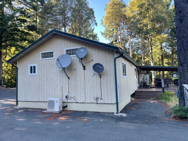 6045 Wilder Ridge Road, Garberville, CA 95542