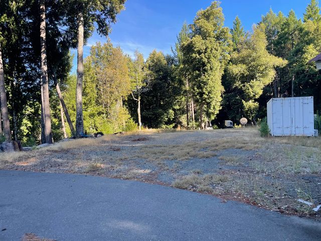6045 Wilder Ridge Road, Garberville, CA 95542