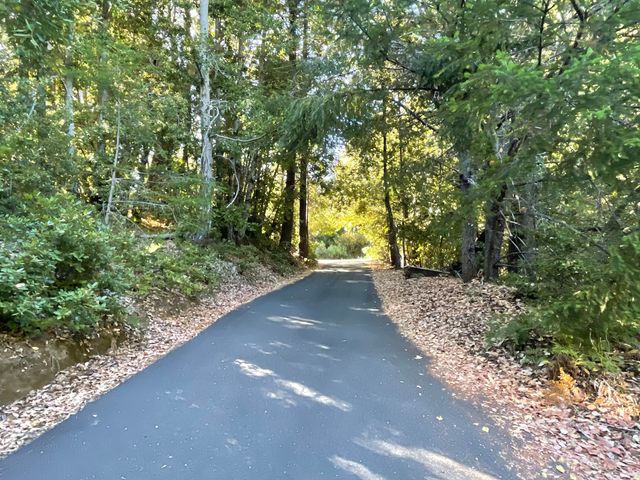 6045 Wilder Ridge Road, Garberville, CA 95542